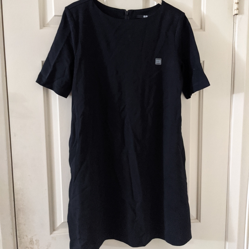 $10/4 Uniqlo ponte a line half sleeve dress